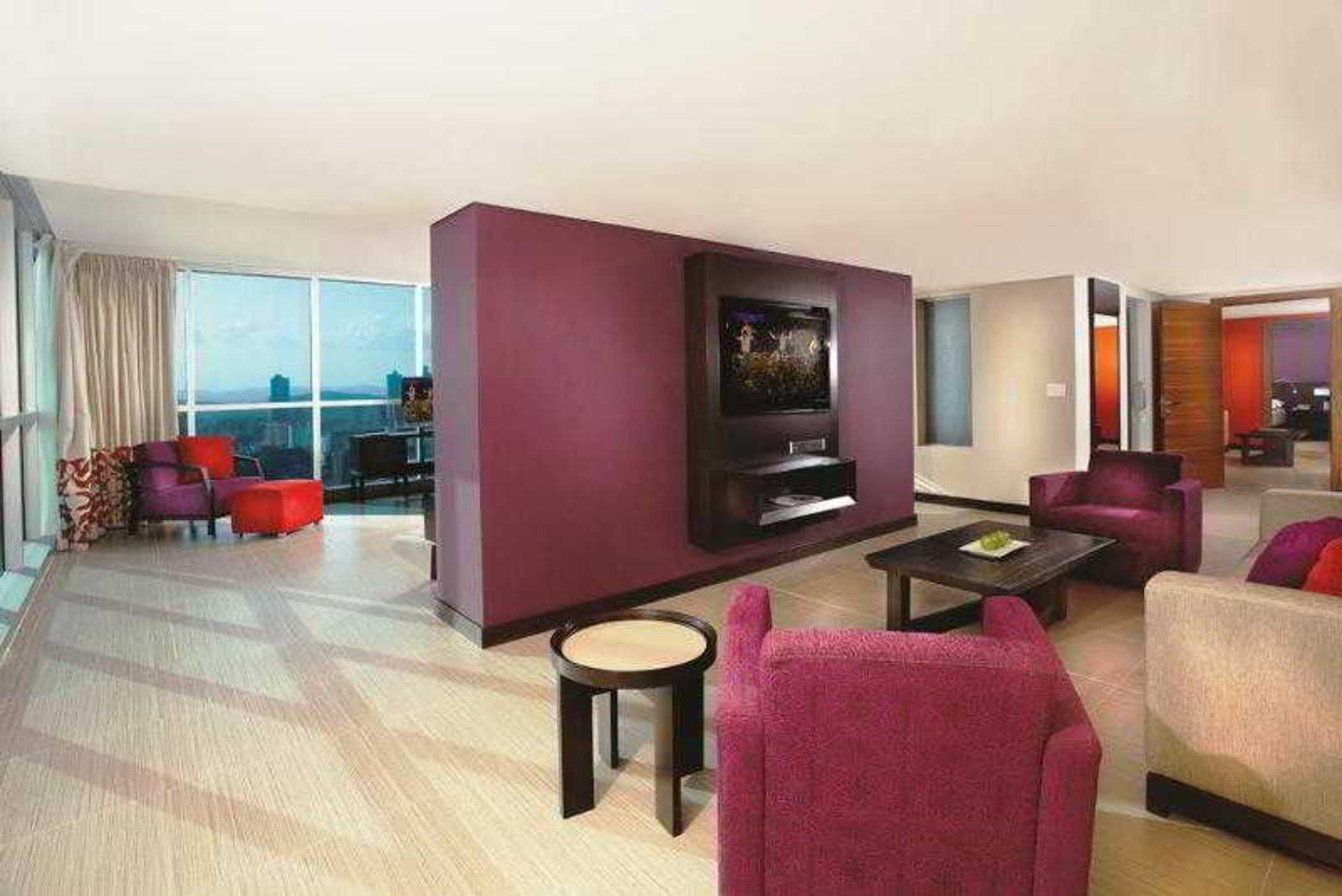 Megapolis Hotel Panama Luaran gambar A suite at the W Hotel, San Francisco