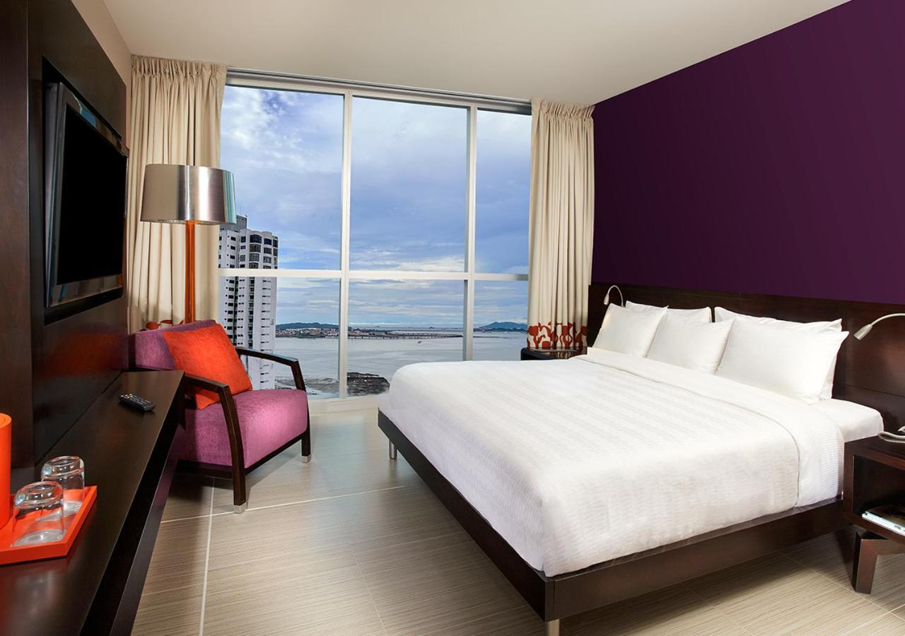 Megapolis Hotel Panama Luaran gambar A bedroom at the W Hotel in Panama City