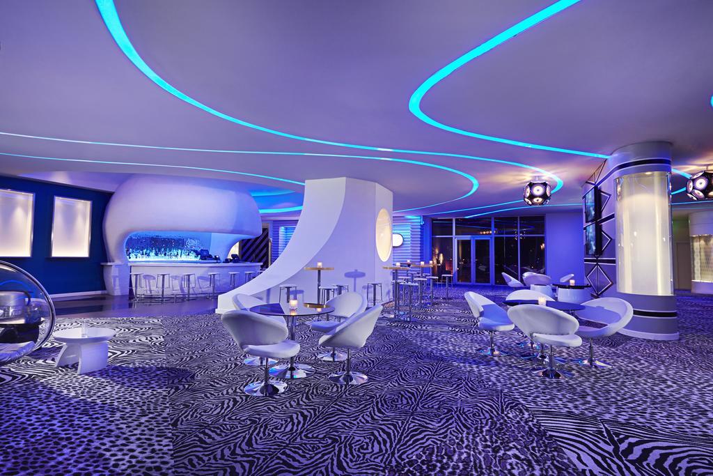 Megapolis Hotel Panama Luaran gambar The interior of the W lounge at London Heathrow Airport